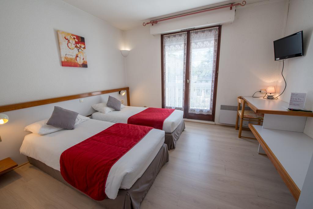 Logis Hotels - Hotel Et Restaurant Les Cordeliers Casteljaloux Ngoại thất bức ảnh