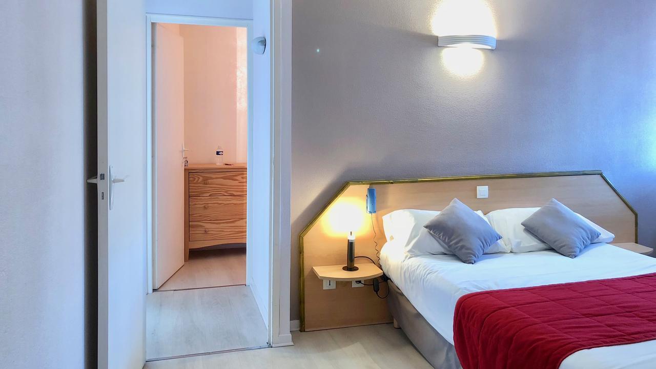 Logis Hotels - Hotel Et Restaurant Les Cordeliers Casteljaloux Ngoại thất bức ảnh