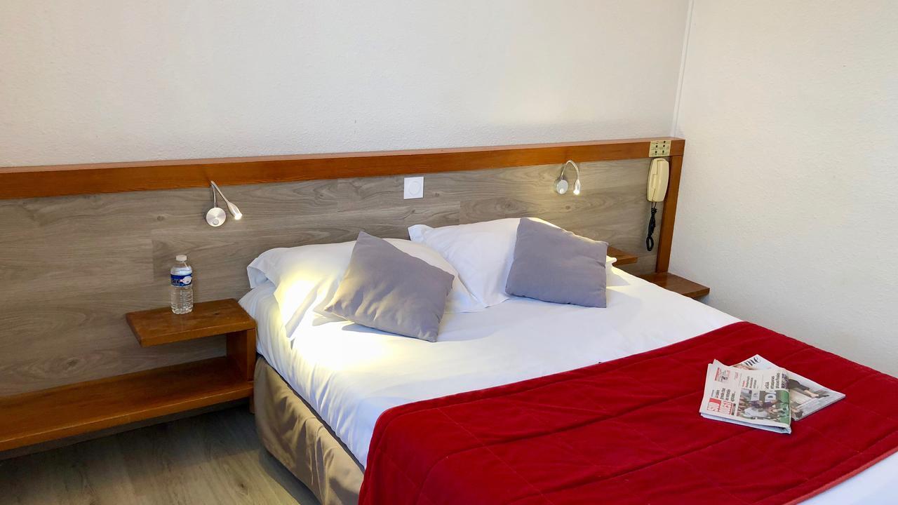 Logis Hotels - Hotel Et Restaurant Les Cordeliers Casteljaloux Ngoại thất bức ảnh